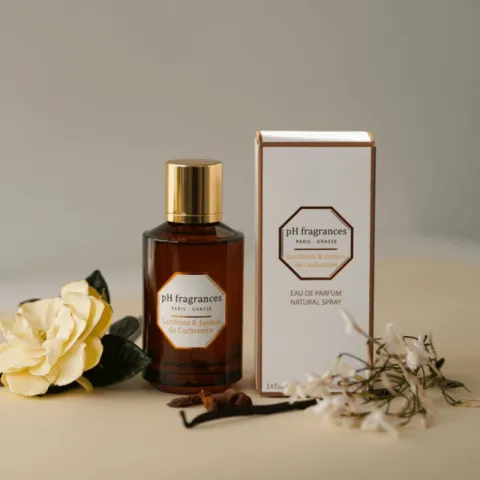 GARDENIA & JASMIN DE CACHEMIRE Florale Fiori Bianchi